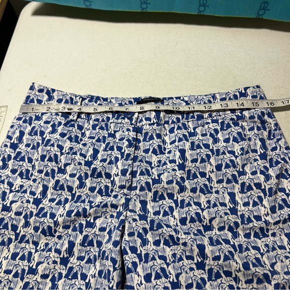 Talbots Blue Bermuda Shorts with Elephants size 6P - Picture 5 of 8